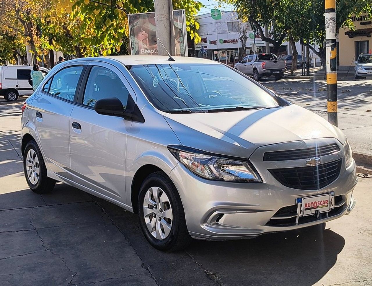 Chevrolet Onix Usado Financiado en Mendoza, deRuedas