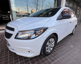 Chevrolet Onix Usado en Mendoza Financiado