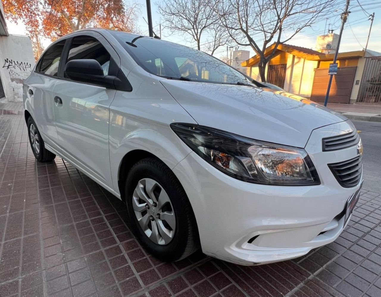 Chevrolet Onix Usado Financiado en Mendoza, deRuedas