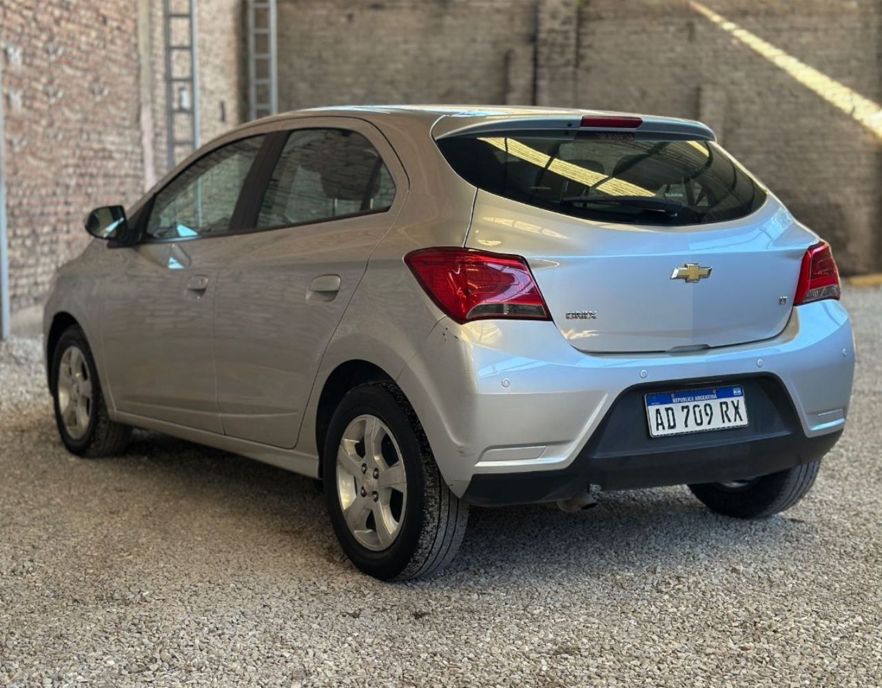 Chevrolet Onix Usado Financiado en Córdoba, deRuedas