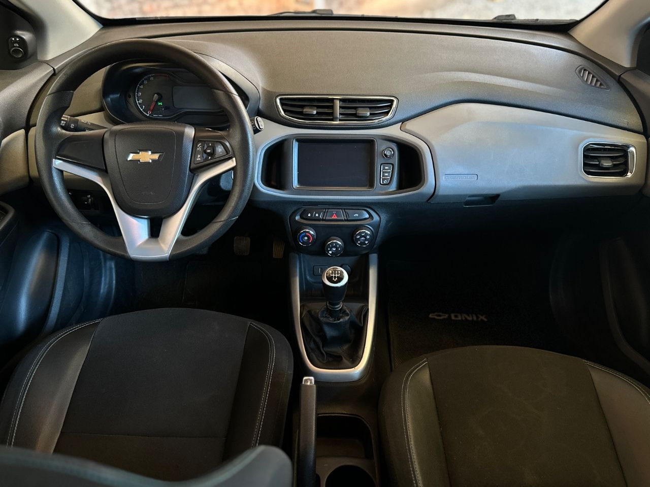 Chevrolet Onix Usado Financiado en Córdoba, deRuedas