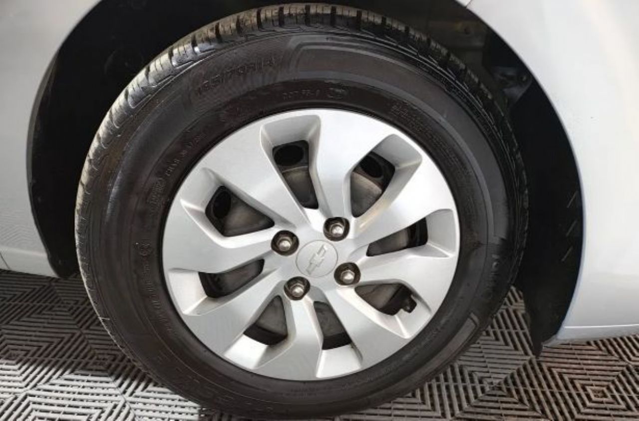 Chevrolet Onix Usado en Córdoba, deRuedas