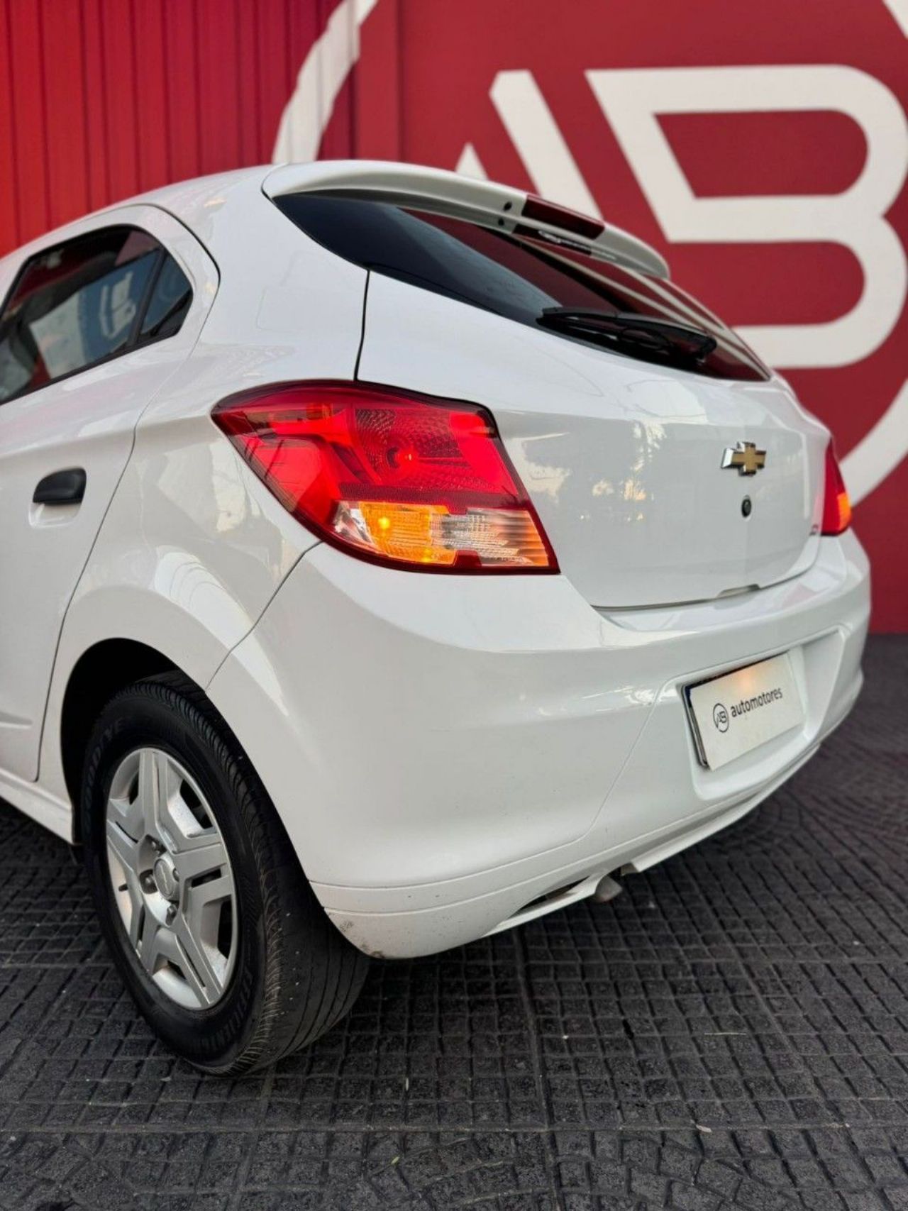 Chevrolet Onix Usado Financiado en Córdoba, deRuedas