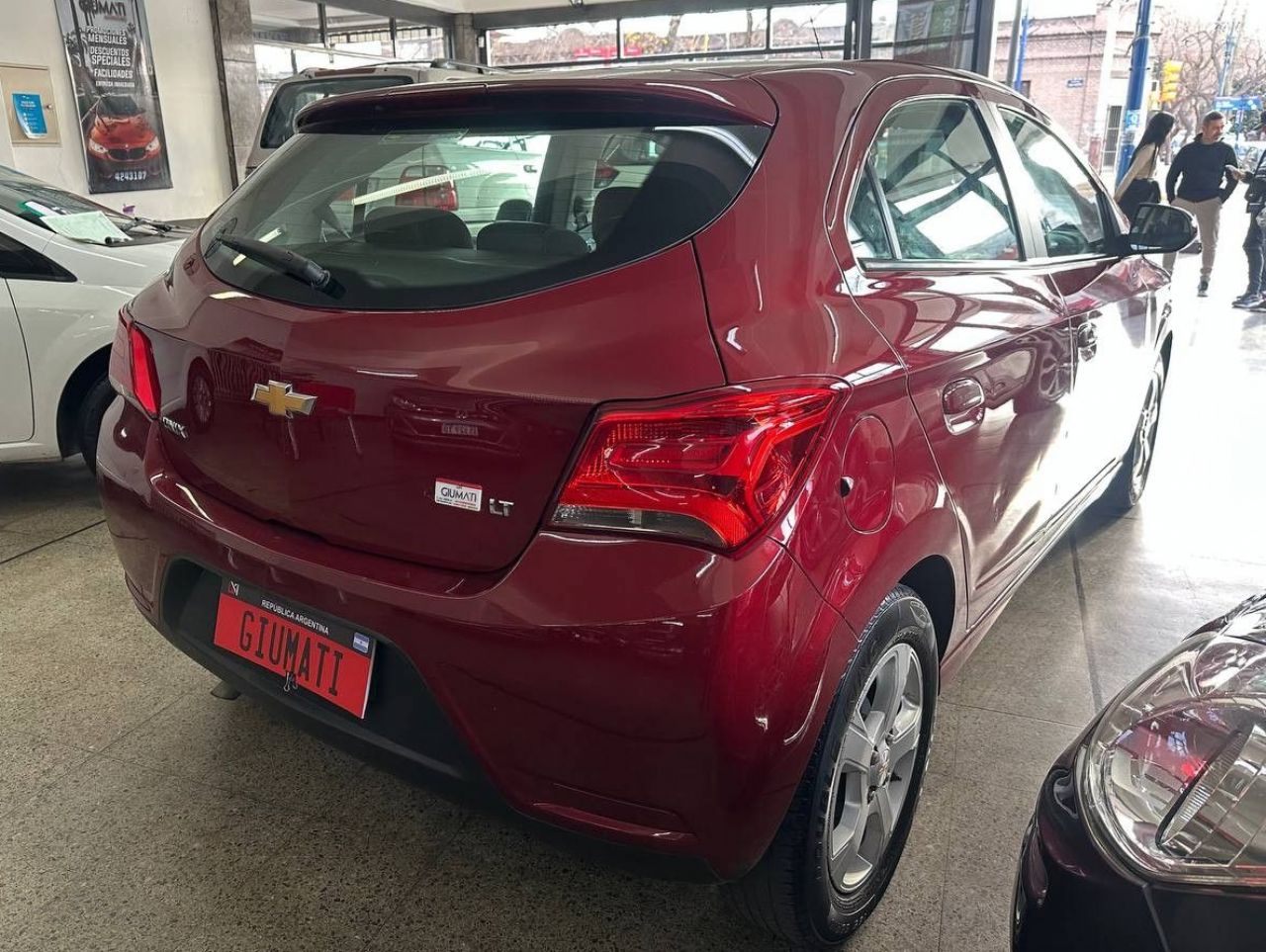 Chevrolet Onix Usado Financiado en Mendoza, deRuedas