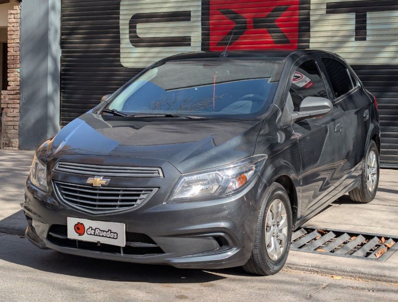 Chevrolet Onix Usado Financiado en Mendoza, deRuedas