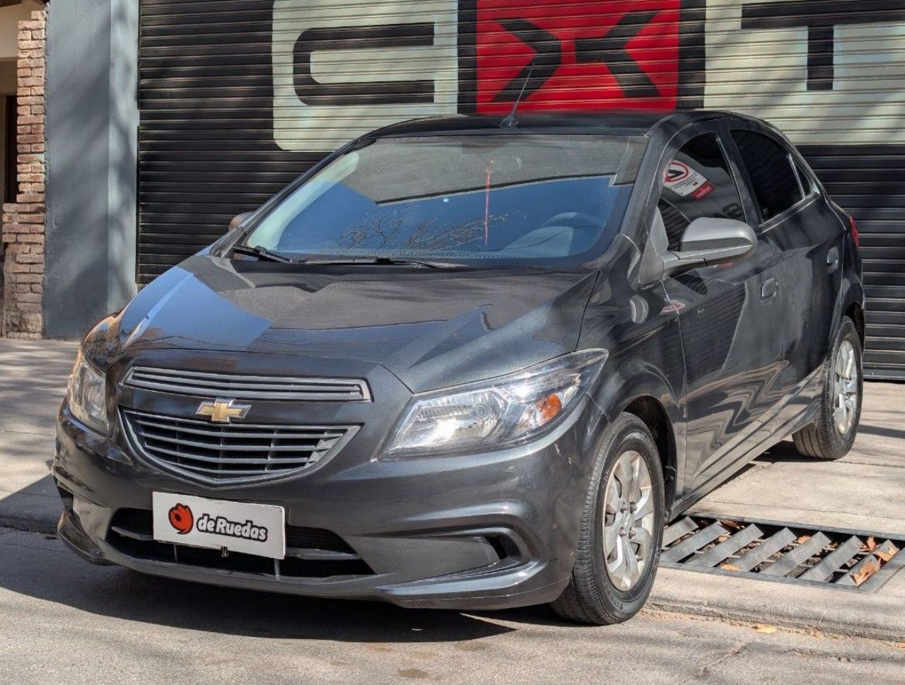 Chevrolet Onix Usado Financiado en Mendoza, deRuedas