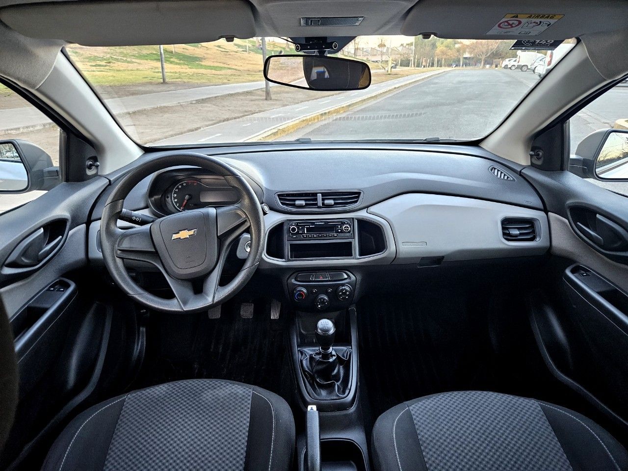 Chevrolet Onix Usado Financiado en Mendoza, deRuedas