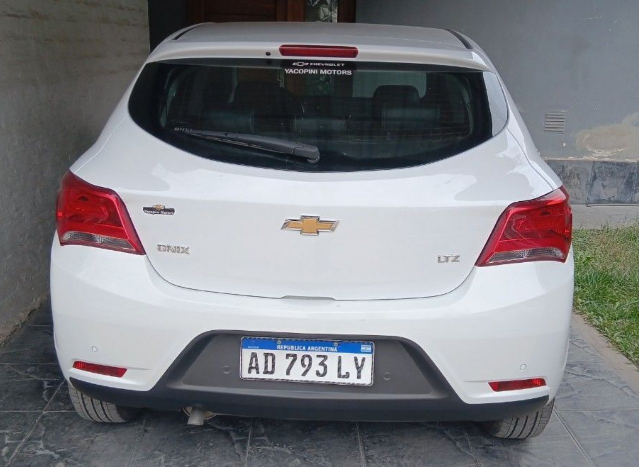Chevrolet Onix Usado en Mendoza, deRuedas