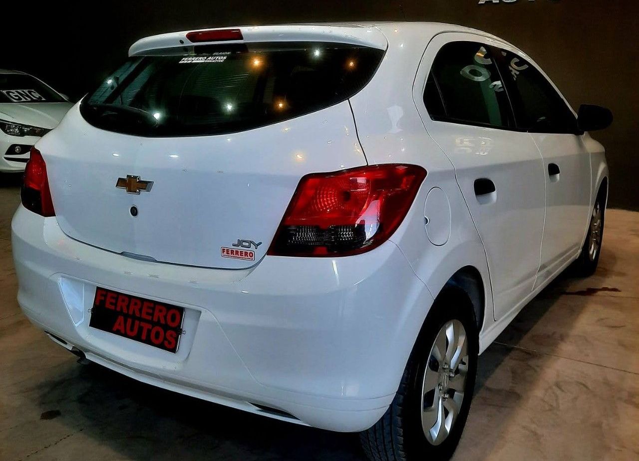 Chevrolet Onix Usado Financiado en Córdoba, deRuedas