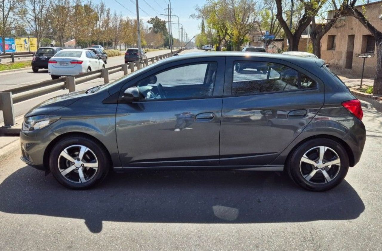Chevrolet Onix Usado Financiado en Mendoza, deRuedas