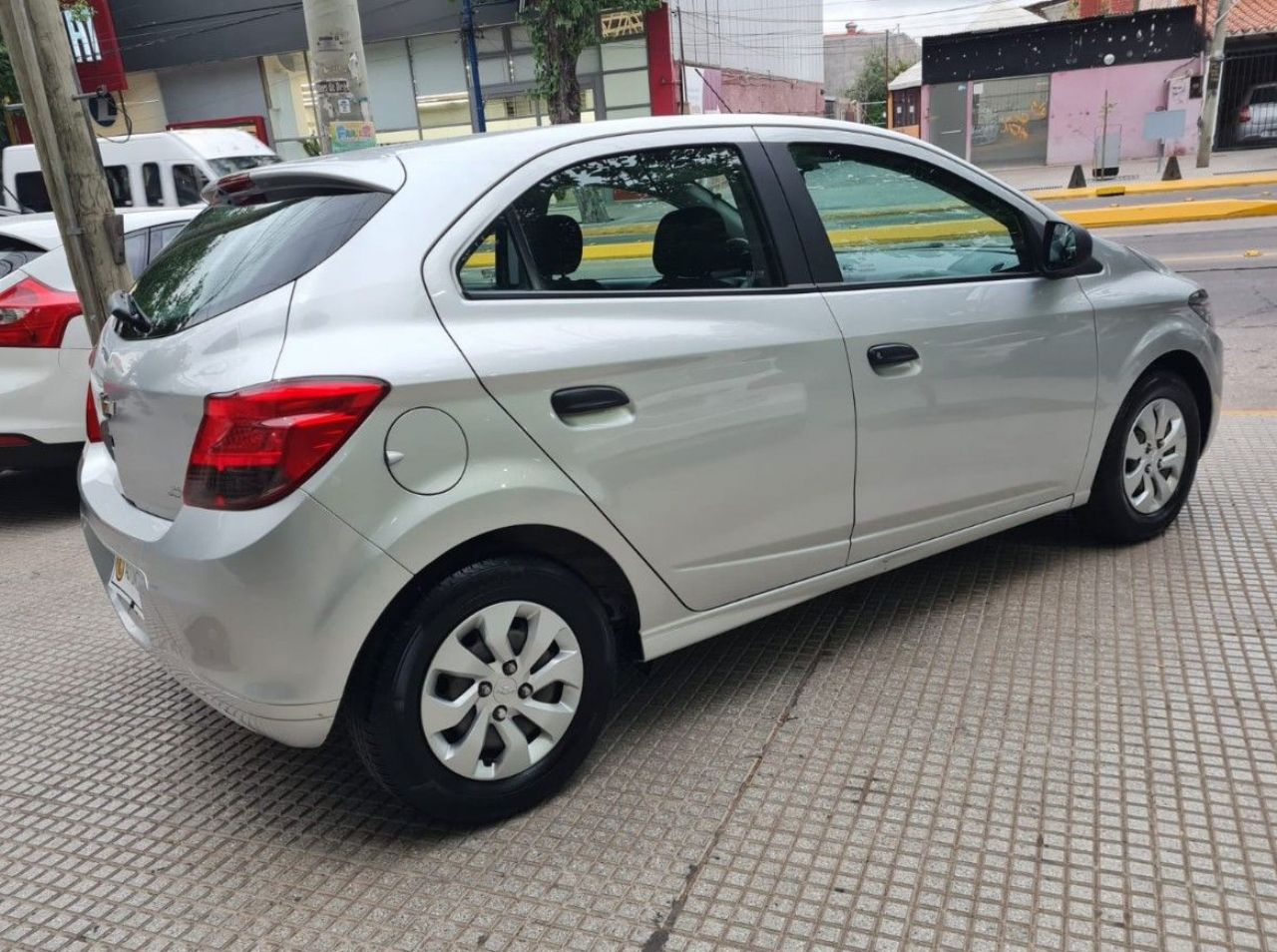 Chevrolet Onix Usado en Mendoza, deRuedas