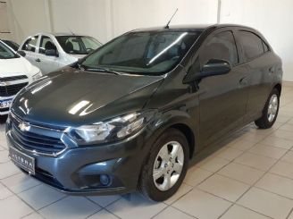 Chevrolet Onix Usado en Mendoza Financiado