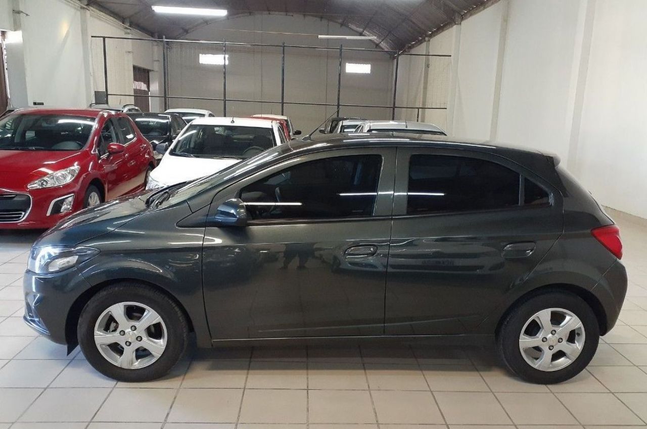 Chevrolet Onix Usado en Mendoza, deRuedas