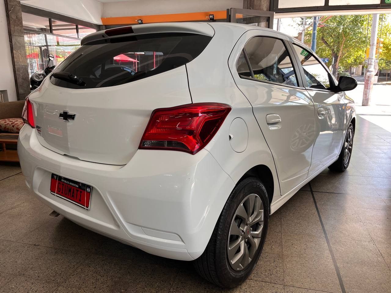 Chevrolet Onix Usado en Mendoza, deRuedas