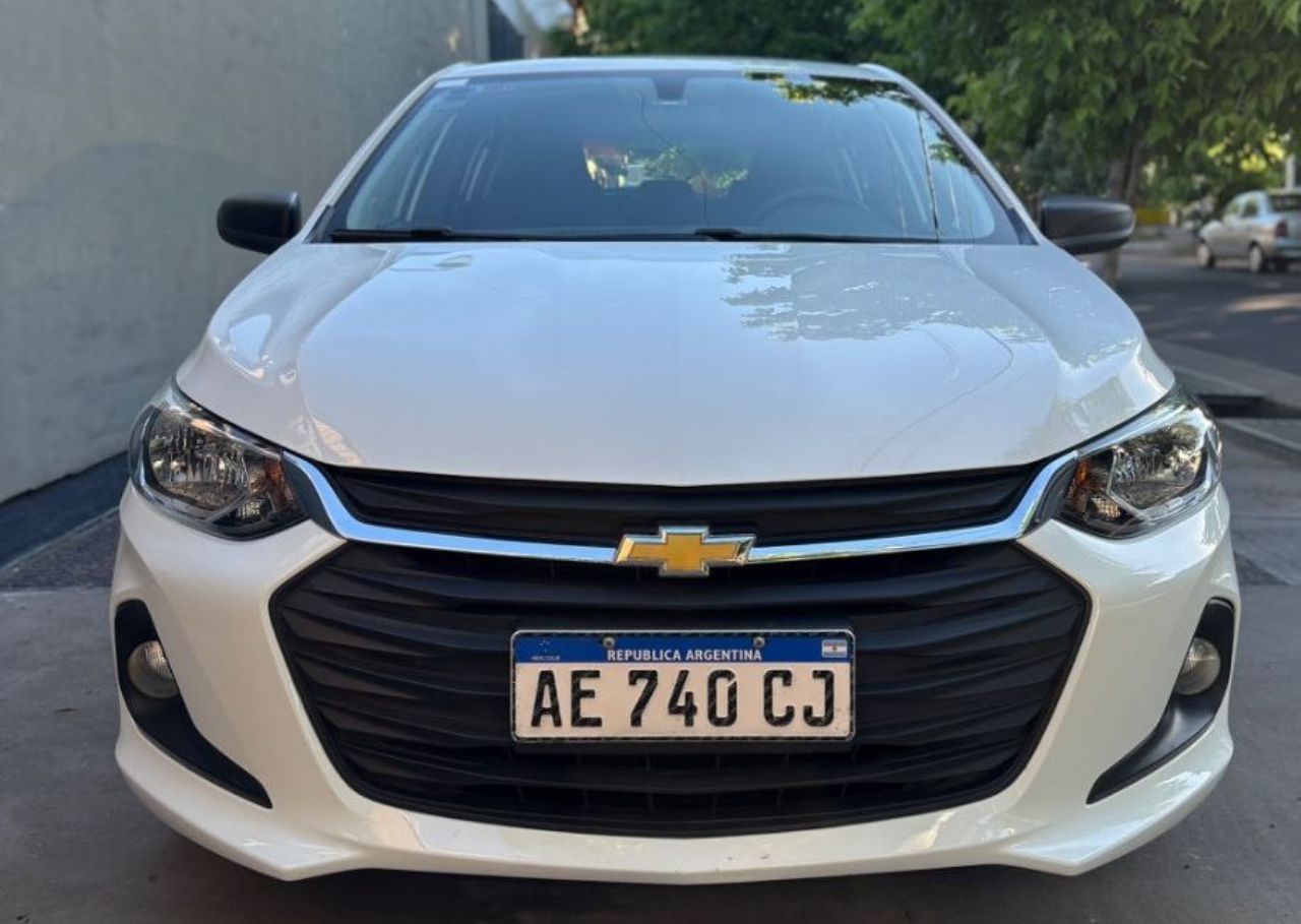 Chevrolet Onix Usado Financiado en Mendoza, deRuedas