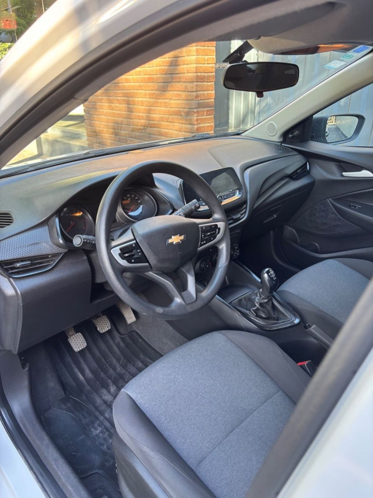 Chevrolet Onix Usado Financiado en Mendoza, deRuedas