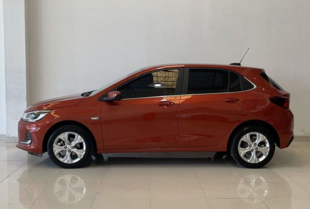 Chevrolet Onix Usado Financiado en Mendoza, deRuedas