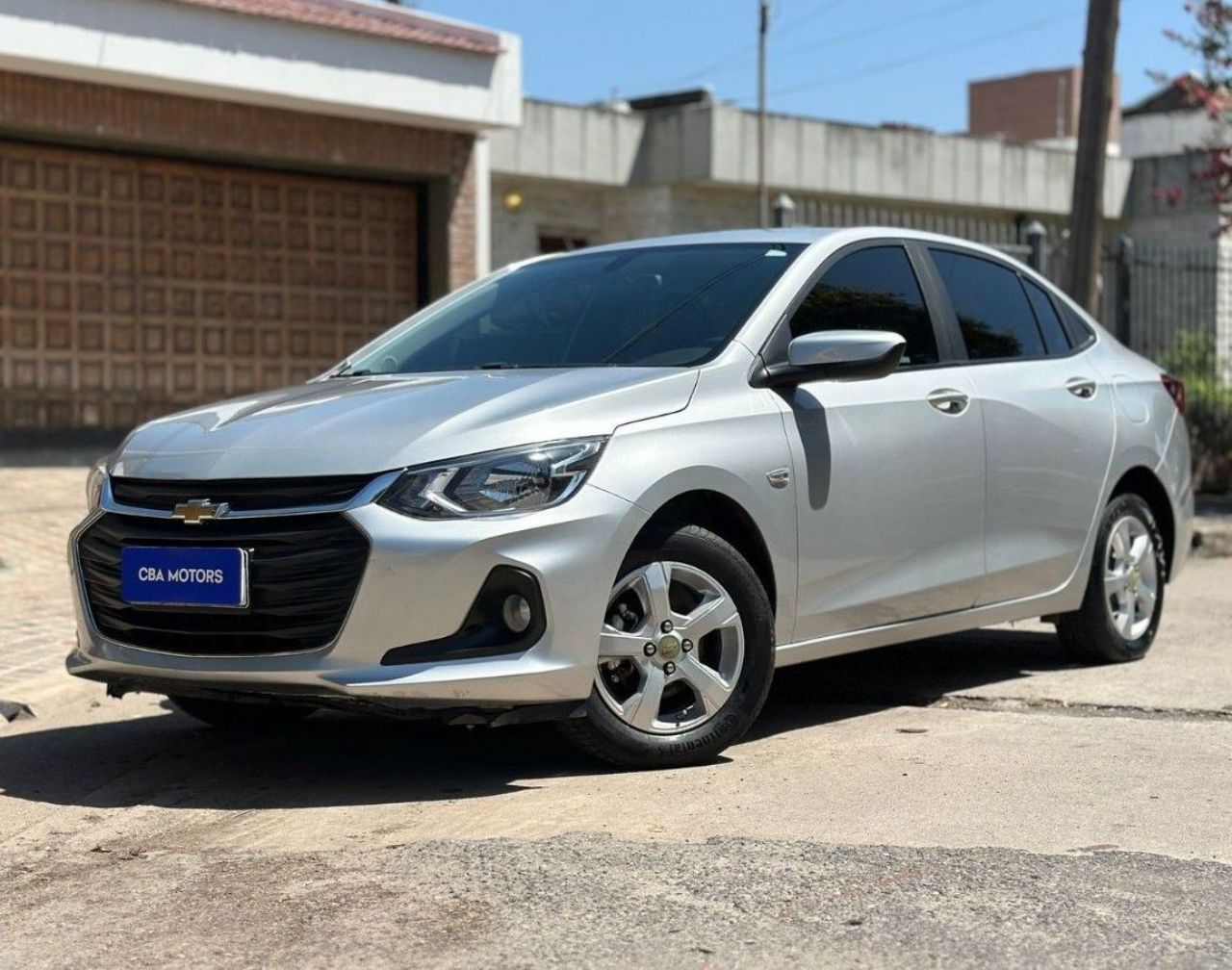 Chevrolet Onix Usado Financiado en Córdoba, deRuedas