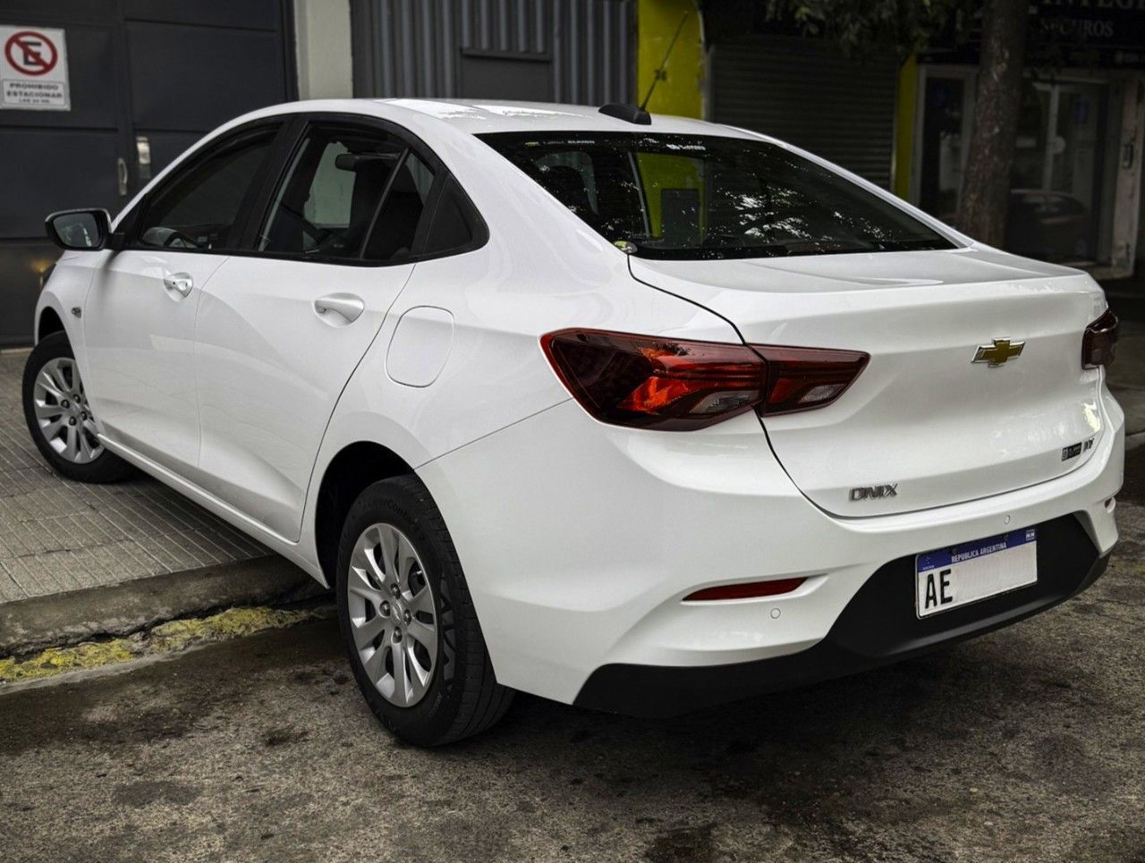 Chevrolet Onix Usado Financiado en Mendoza, deRuedas