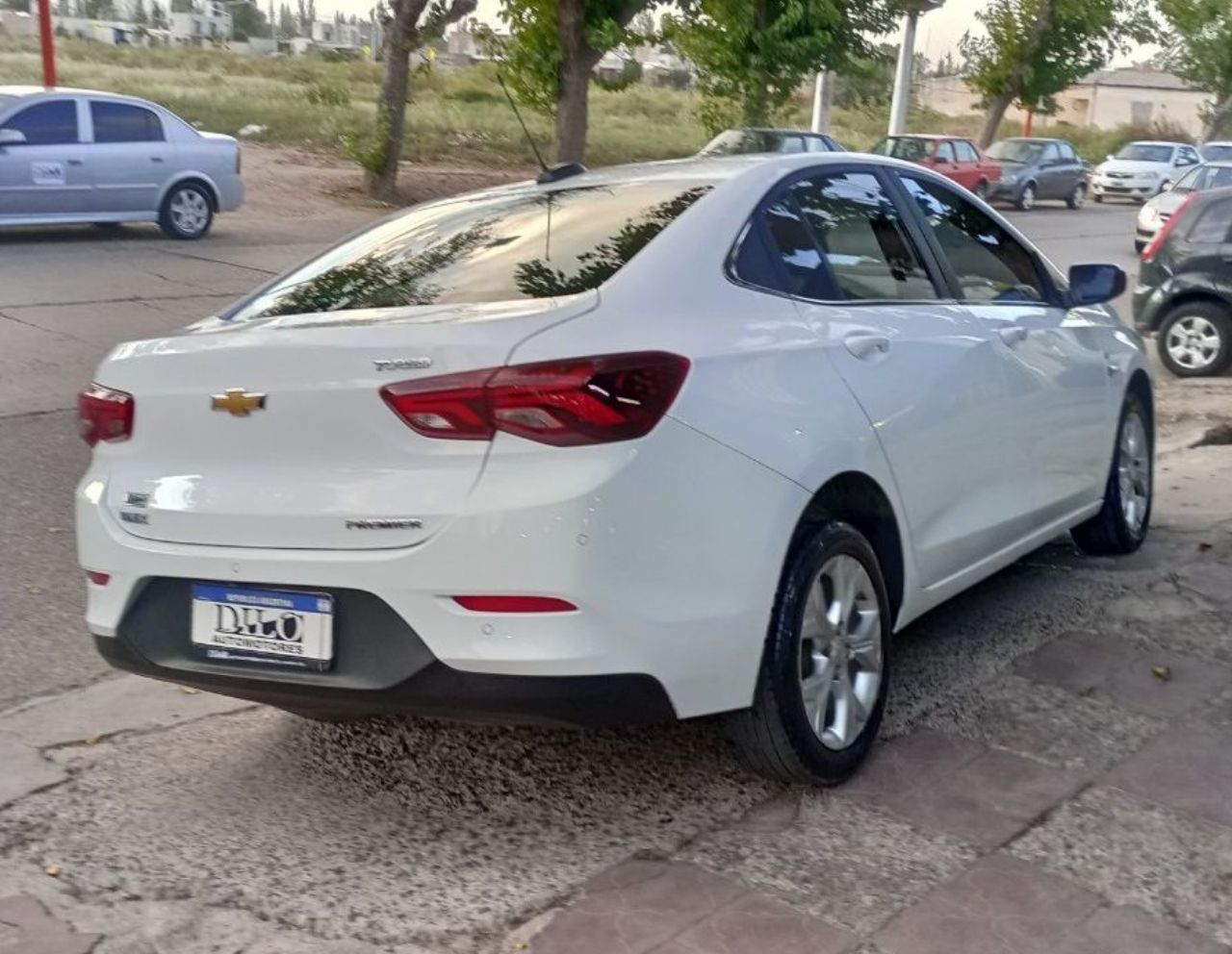Chevrolet Onix Usado Financiado en Mendoza, deRuedas