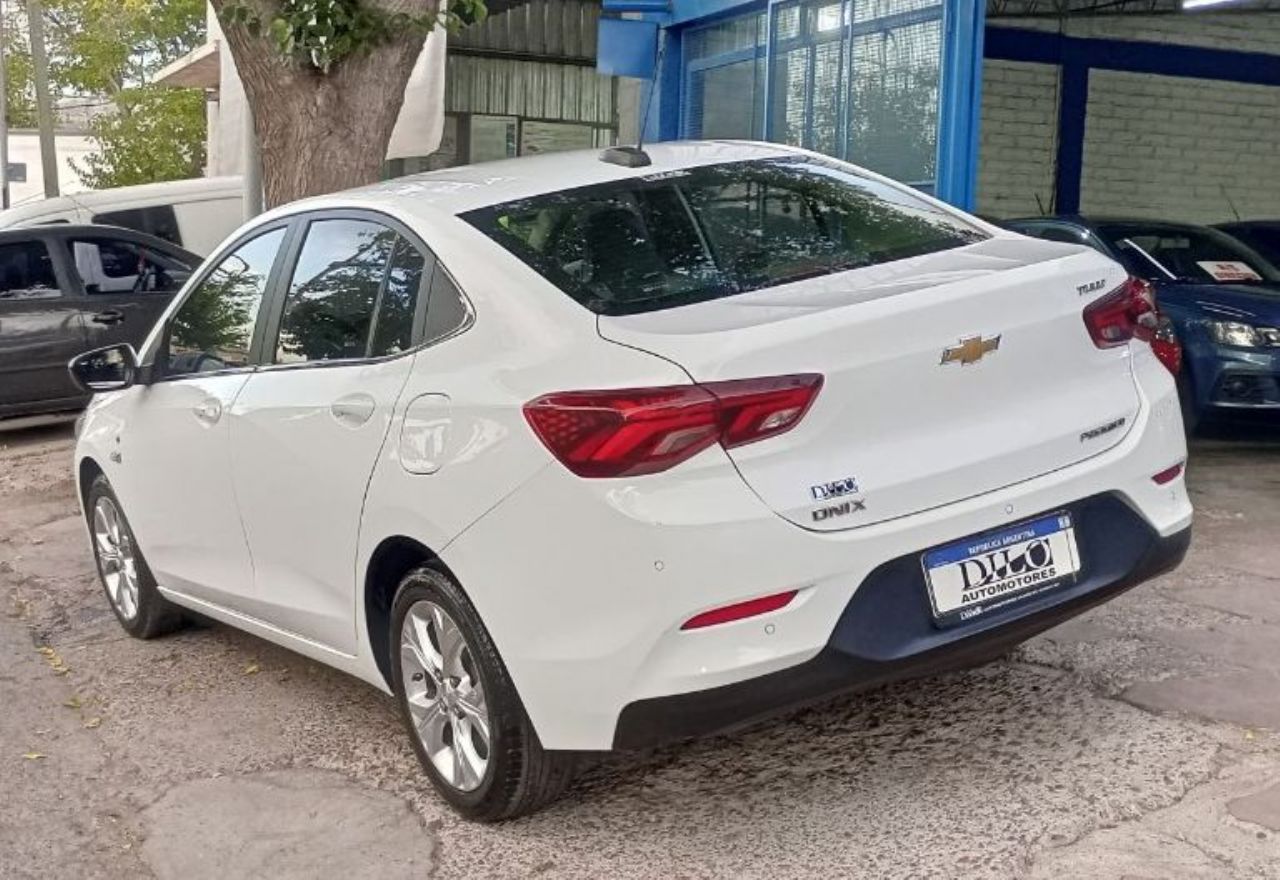 Chevrolet Onix Usado Financiado en Mendoza, deRuedas