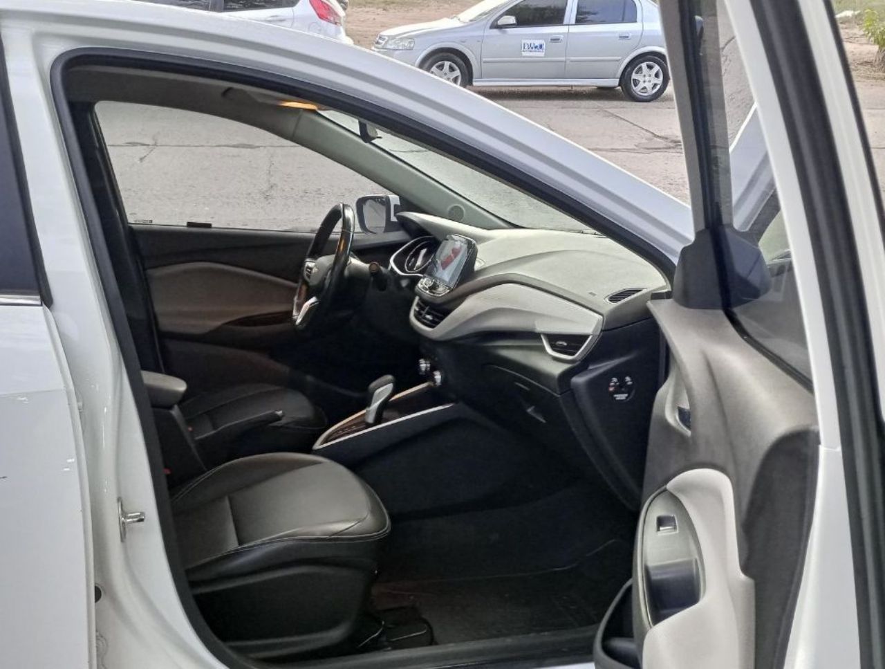 Chevrolet Onix Usado Financiado en Mendoza, deRuedas