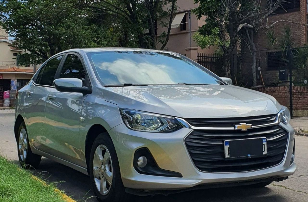 Chevrolet Onix Usado Financiado en Córdoba, deRuedas