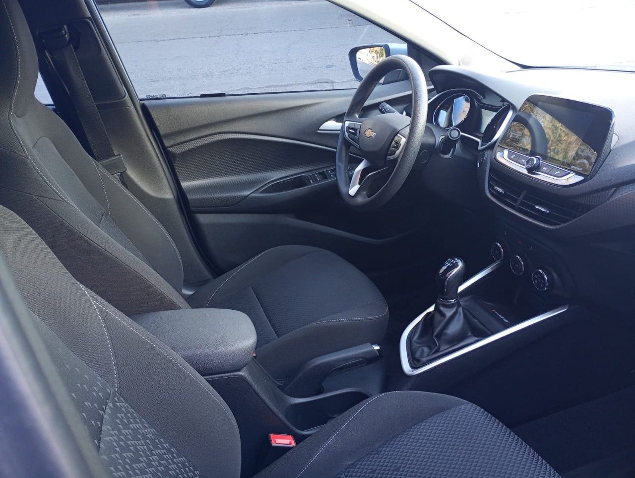 Chevrolet Onix Usado Financiado en Mendoza, deRuedas
