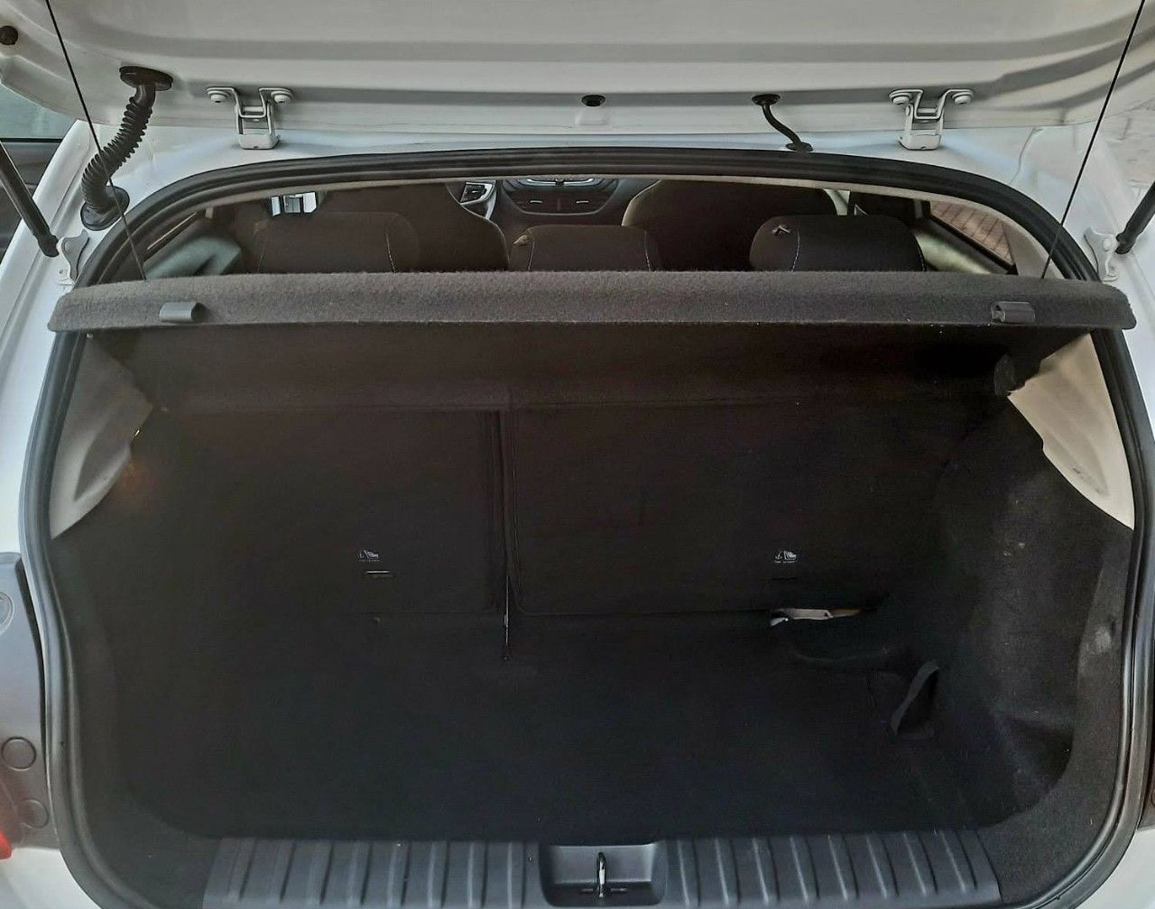 Chevrolet Onix Usado Financiado en Córdoba, deRuedas