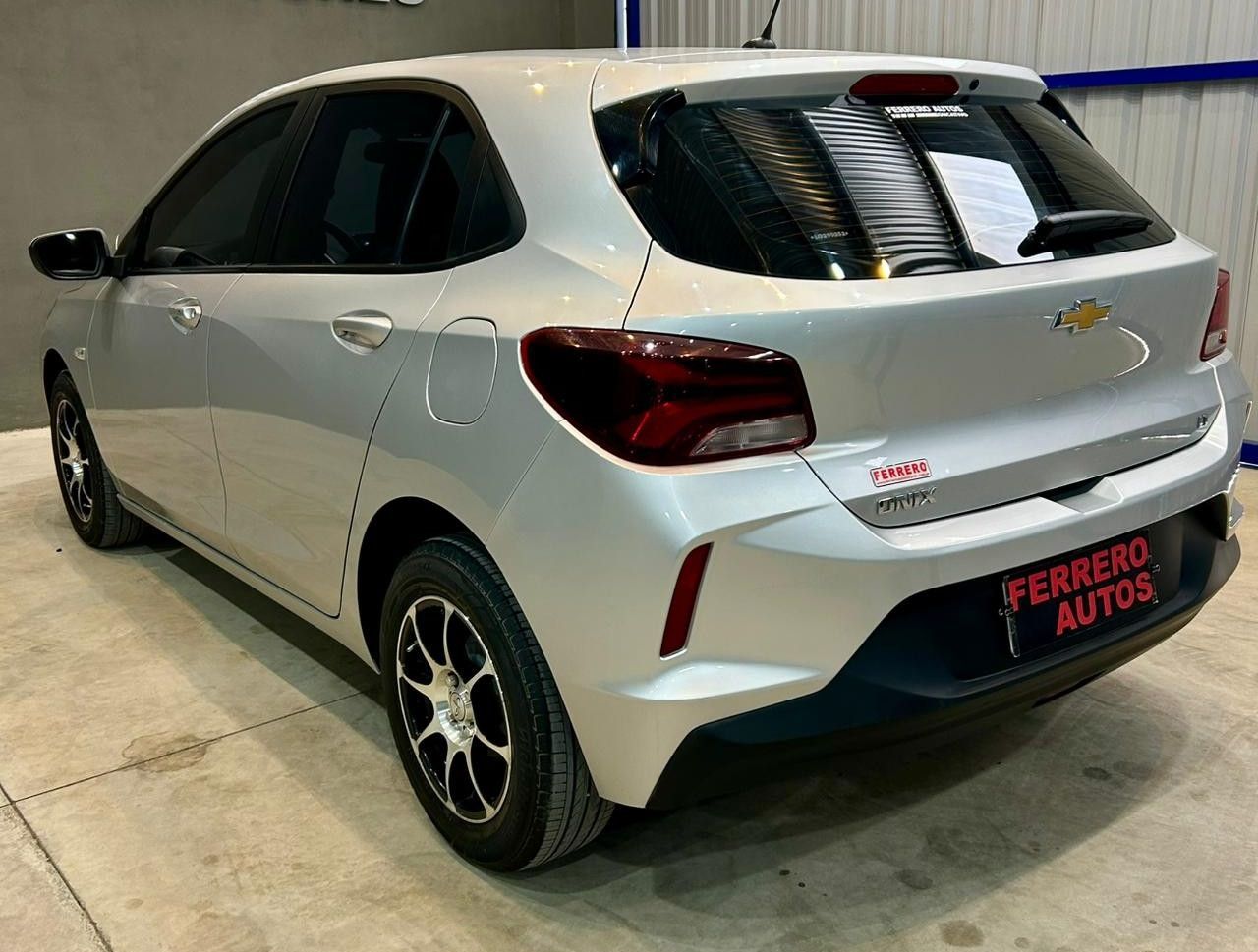 Chevrolet Onix Usado Financiado en Córdoba, deRuedas