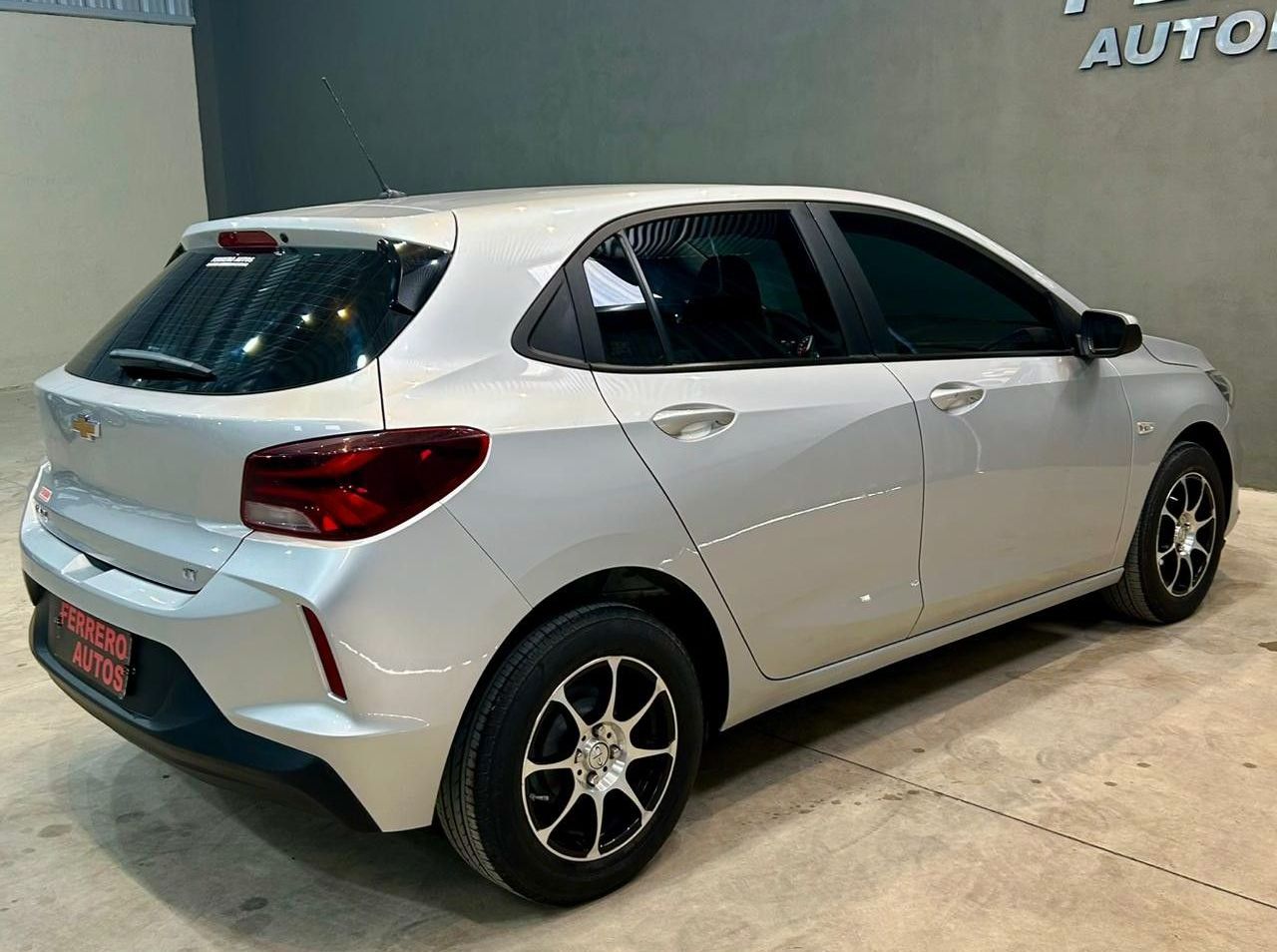Chevrolet Onix Usado Financiado en Córdoba, deRuedas