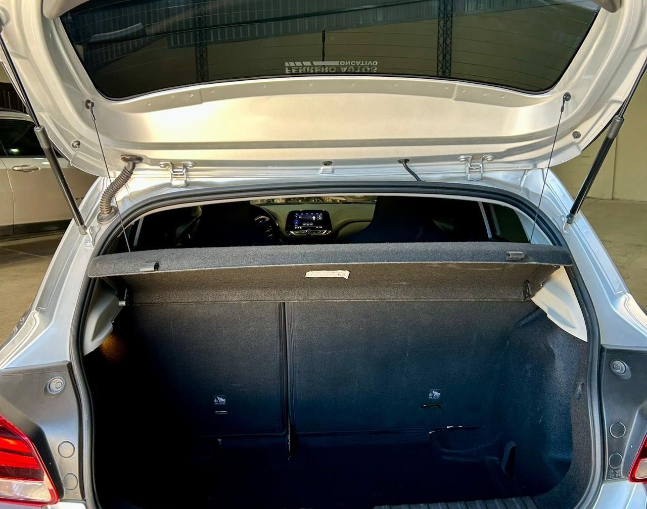 Chevrolet Onix Usado Financiado en Córdoba, deRuedas
