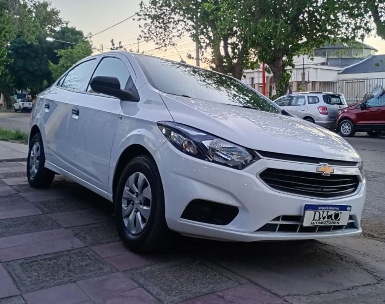 Chevrolet Onix Usado Financiado en Mendoza, deRuedas
