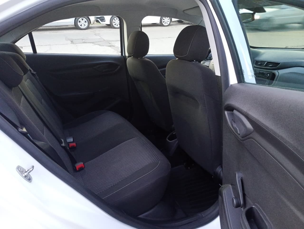 Chevrolet Onix Usado Financiado en Mendoza, deRuedas