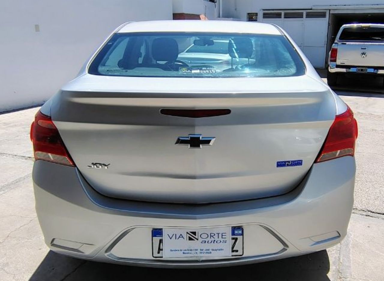 Chevrolet Onix Usado Financiado en Mendoza, deRuedas
