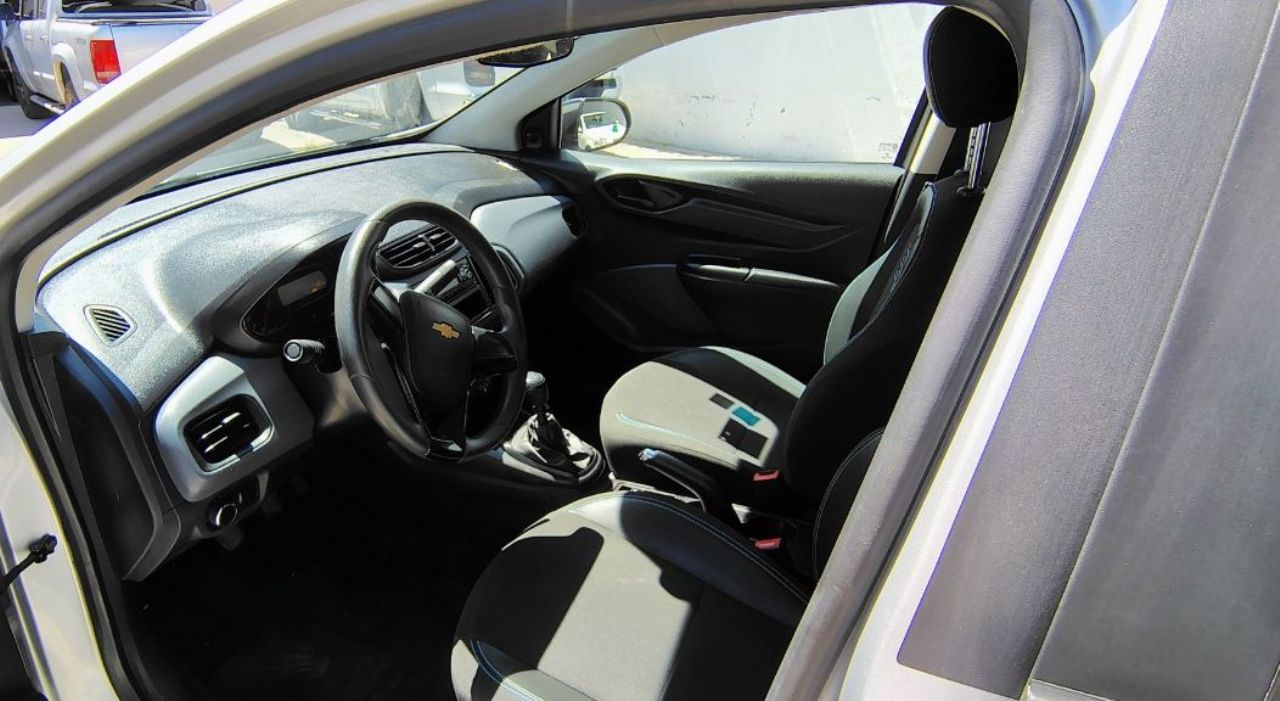 Chevrolet Onix Usado Financiado en Mendoza, deRuedas