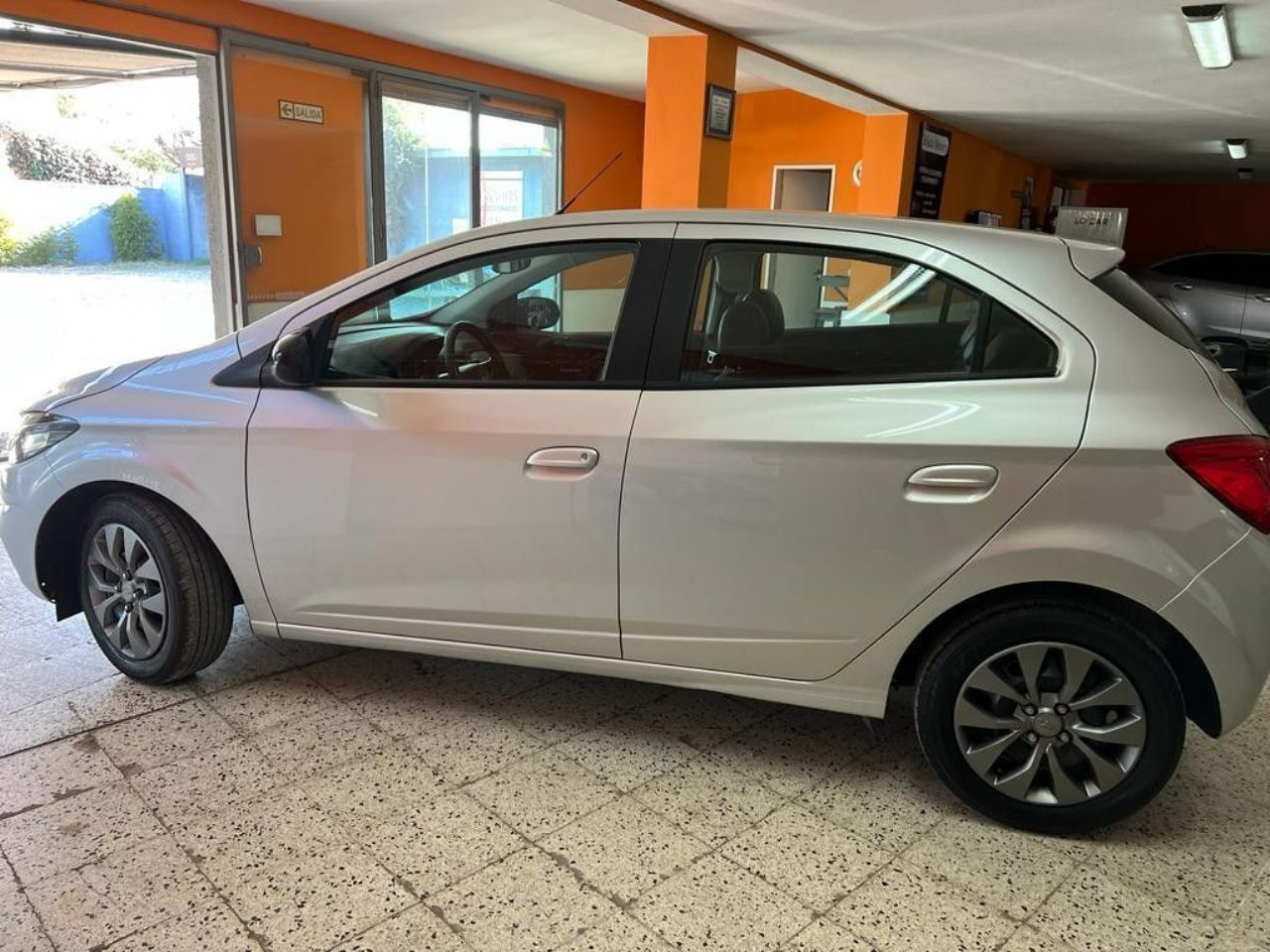Chevrolet Onix Usado en Córdoba, deRuedas