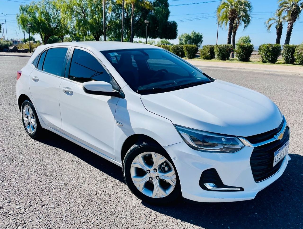 Chevrolet Onix Usado Financiado en Mendoza, deRuedas