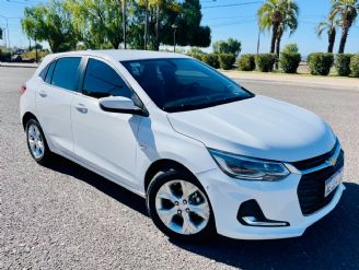 Chevrolet Onix Usado en Mendoza Financiado