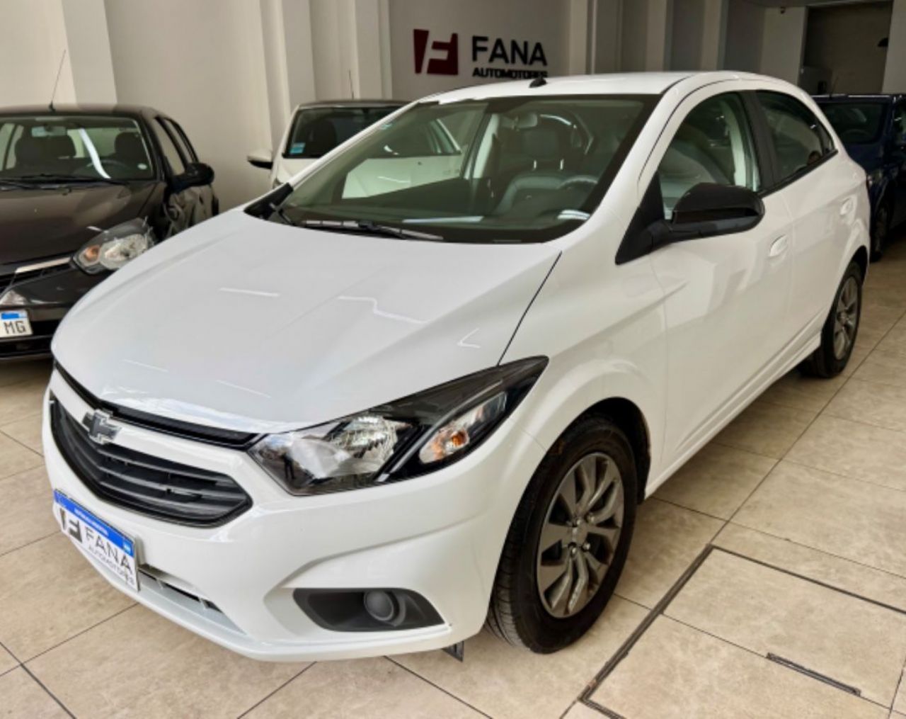 Chevrolet Onix Usado Financiado en Mendoza, deRuedas