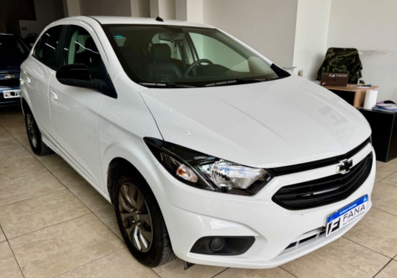 Chevrolet Onix Usado Financiado en Mendoza, deRuedas