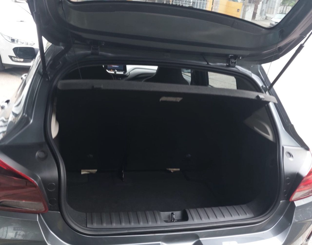 Chevrolet Onix Usado Financiado en Córdoba, deRuedas
