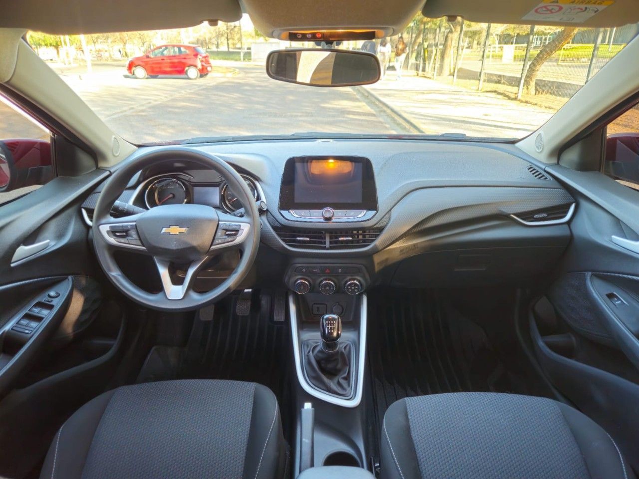 Chevrolet Onix Usado Financiado en Mendoza, deRuedas