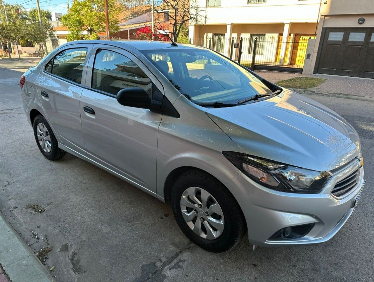 Chevrolet Onix Usado Financiado en Córdoba, deRuedas