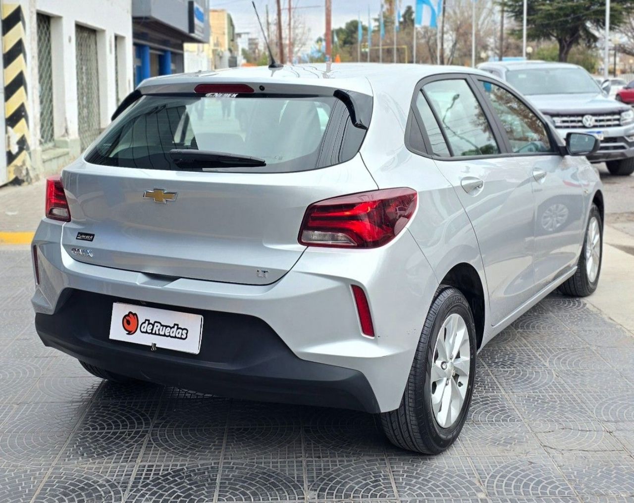 Chevrolet Onix Usado Financiado en Mendoza, deRuedas