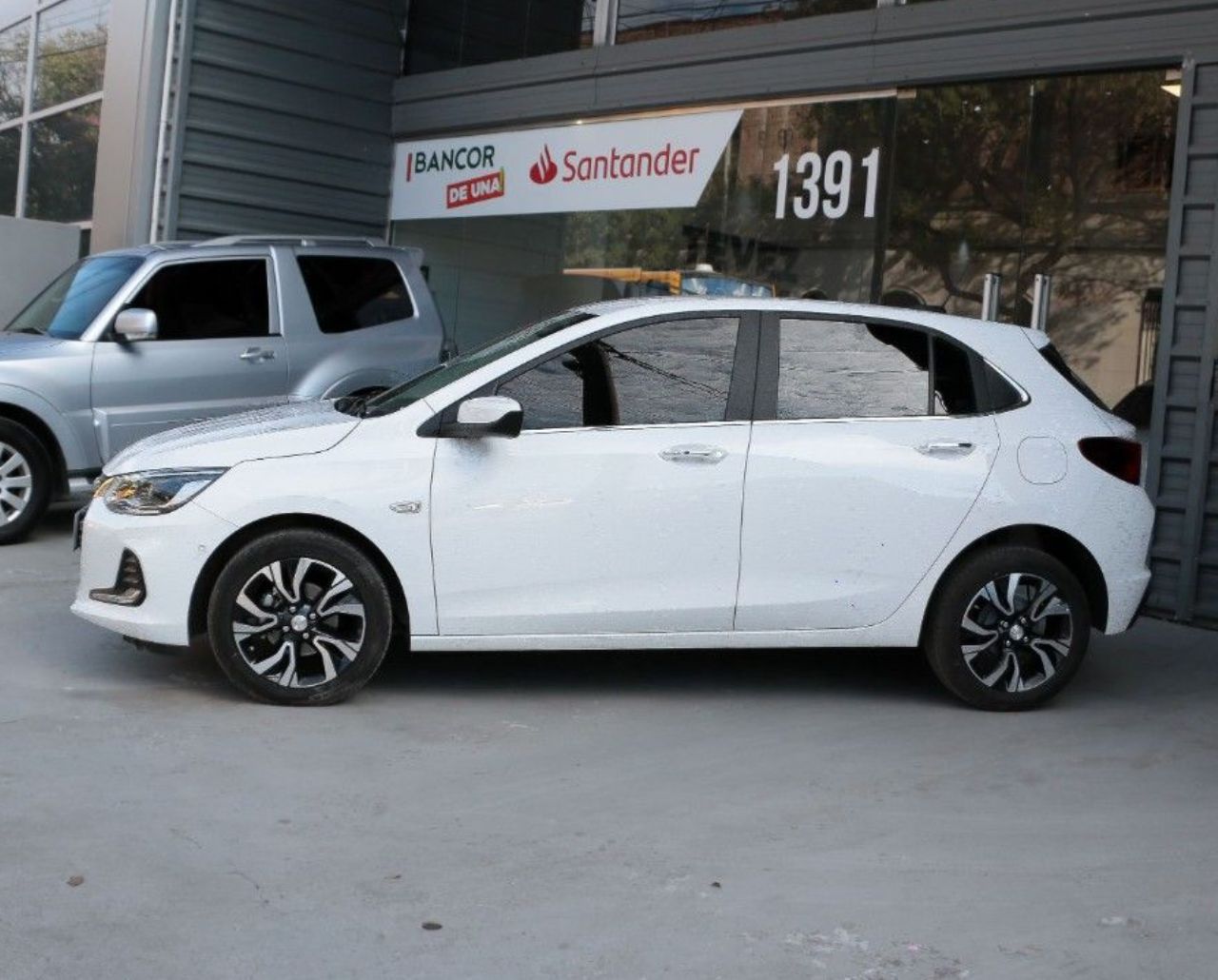 Chevrolet Onix Usado Financiado en Córdoba, deRuedas