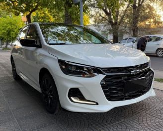 Chevrolet Onix Usado en Mendoza Financiado