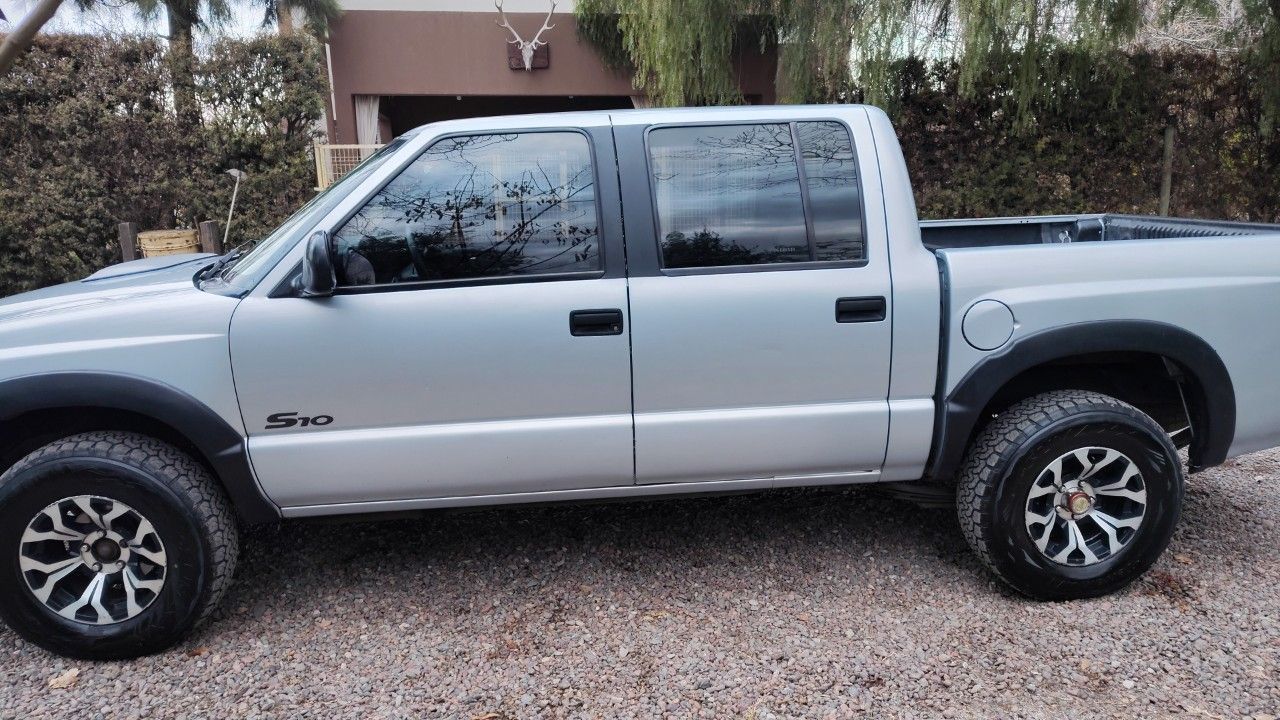 Chevrolet S10 Usada en Mendoza, deRuedas