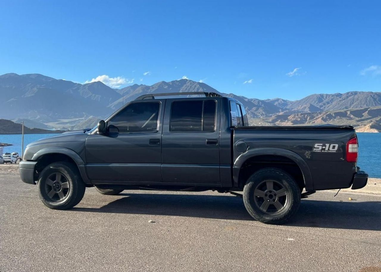 Chevrolet S10 Usada en Mendoza, deRuedas