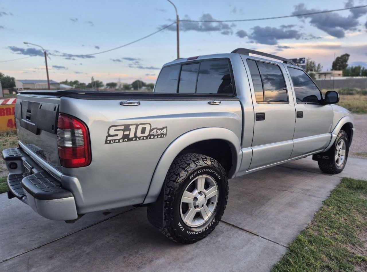 Chevrolet S10 Usada en Mendoza, deRuedas